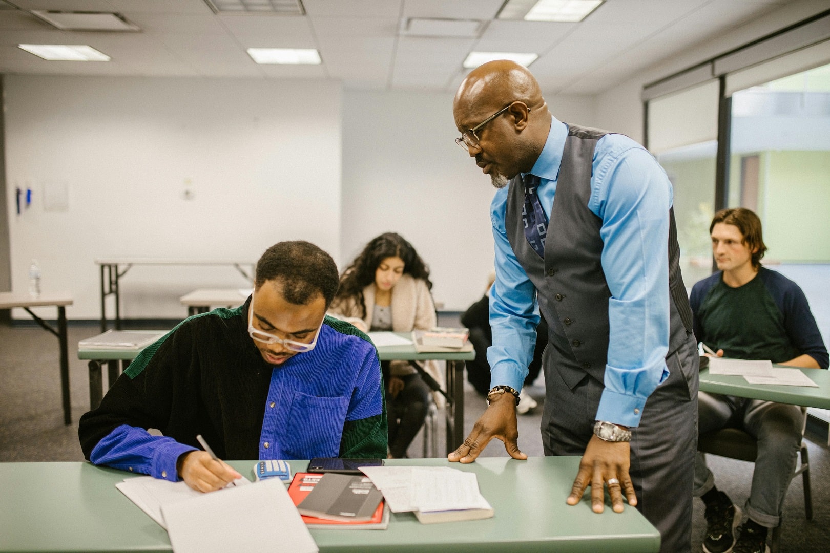 International admission processing and visa assistance for students - university applications, visa guidance, educational consulting